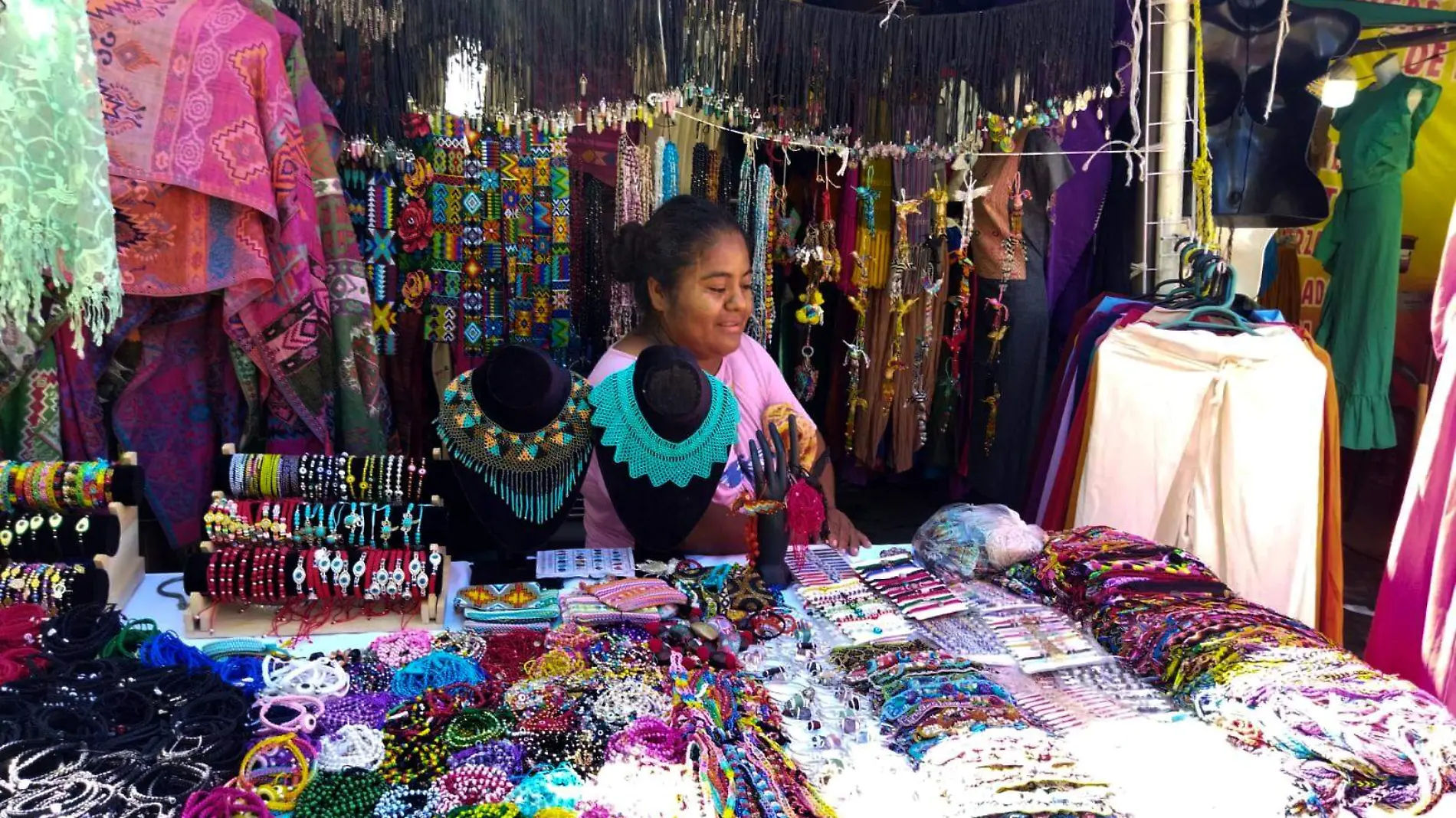 Raquel Martínez Hernández es artesana oaxaqueña (1)